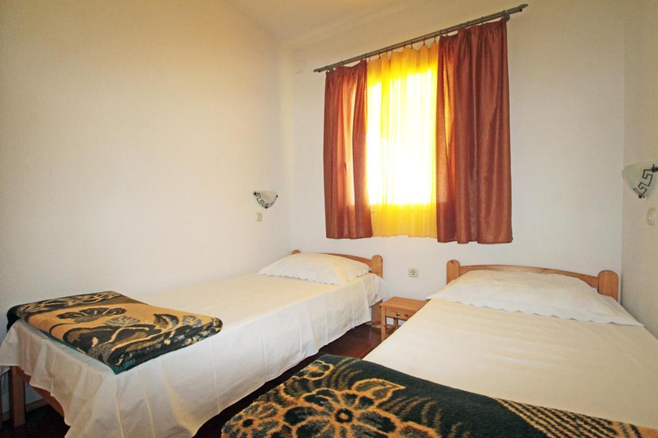 Apartments By The Sea Vinjerac, Zadar - 5824 Екстер'єр фото