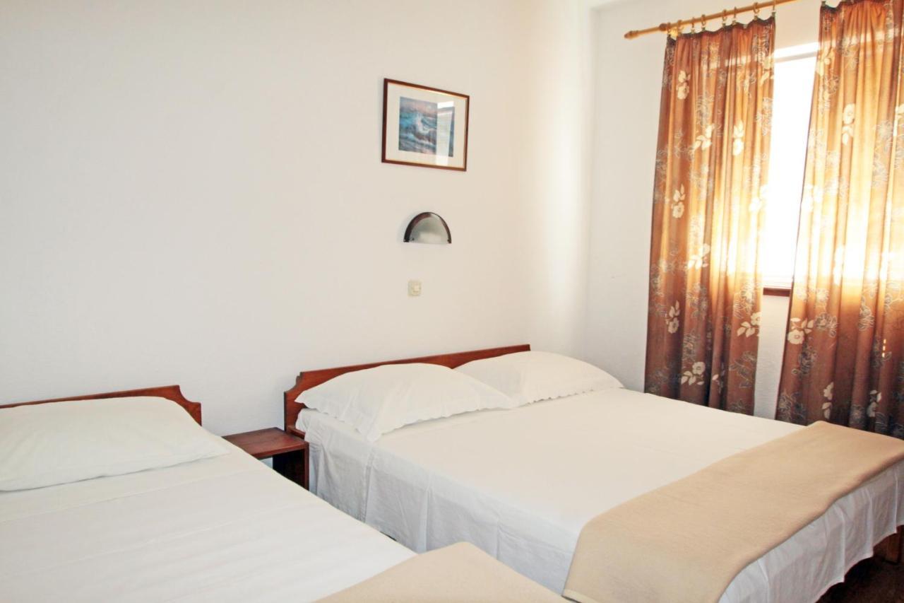 Apartments By The Sea Vinjerac, Zadar - 5824 Екстер'єр фото